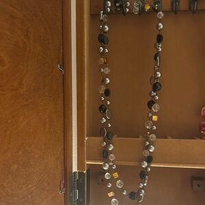 Elegant Beaded Necklace